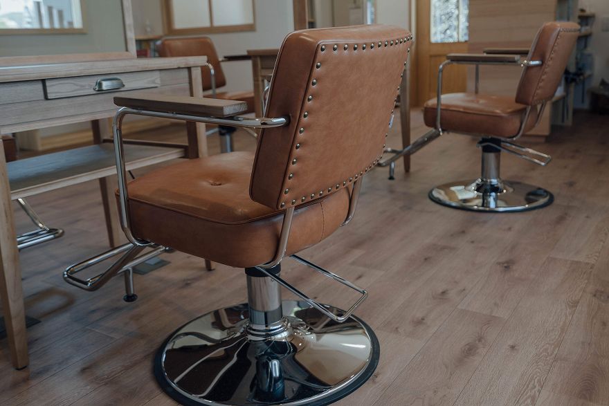 HAIR SALON