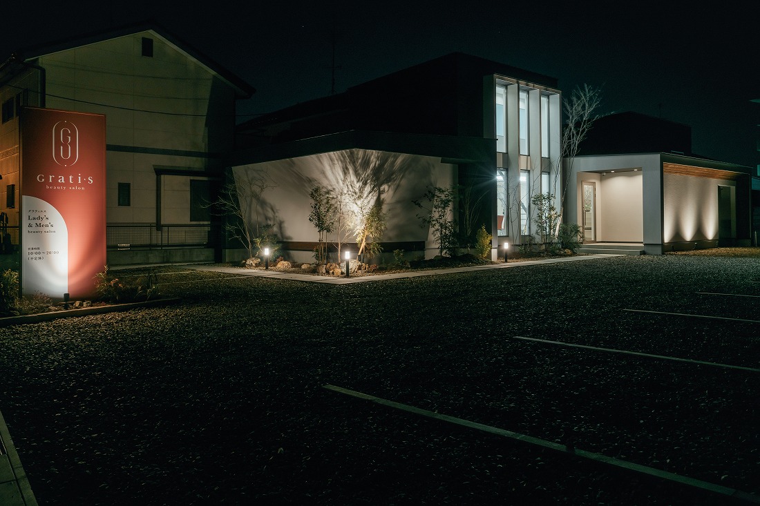 ESTHETIC SALON｜Grati・s