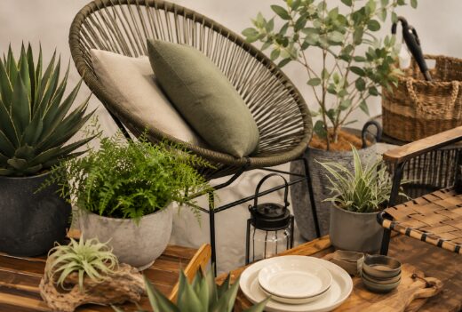 アウトドア家具・植栽販売